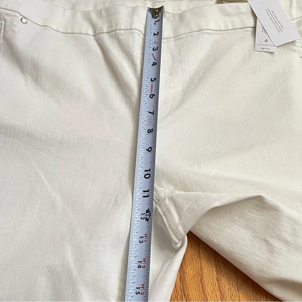 NWT Chico’s  Size 4 US 20 Perfect Stretch Girlfriend Straight Leg Ankle Pants - Picture 11 of 16